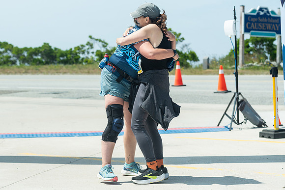 FINISH LINE CLOSEUPS-399