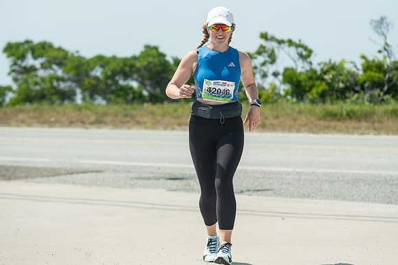 FINISH LINE CLOSEUPS-408