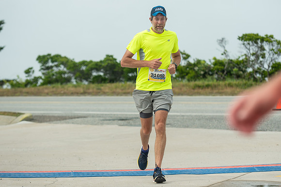 FINISH LINE CLOSEUPS-185