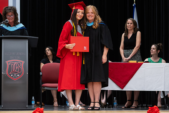 Grad25-183