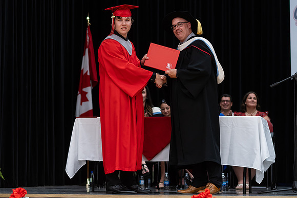 Grad25-233