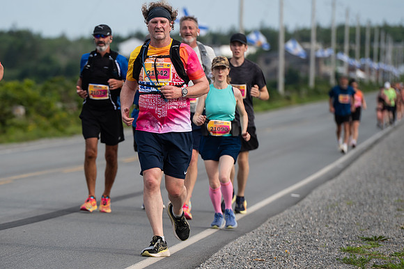NS MARATHON-187