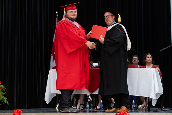 Grad25-213