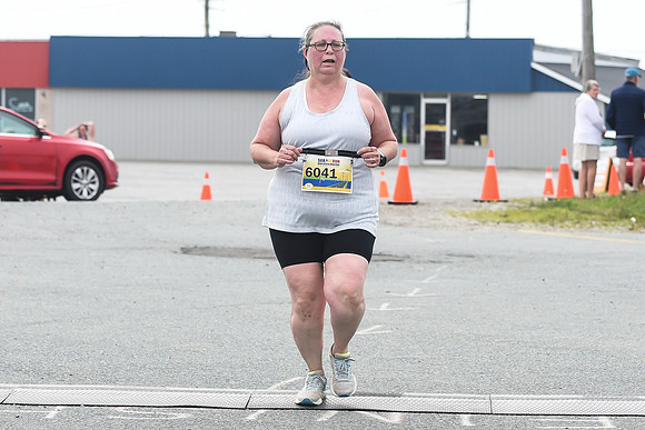 NS MARATHON 24-449
