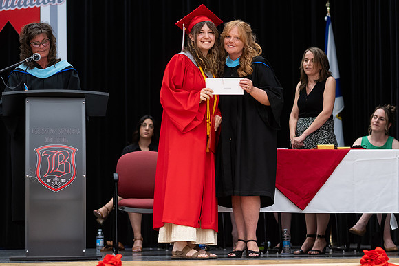 Grad25-212