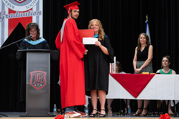 Grad25-210