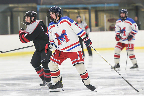 MUSTANGS-174