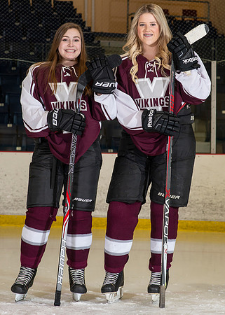 YCMHS Girls Hockey-8660