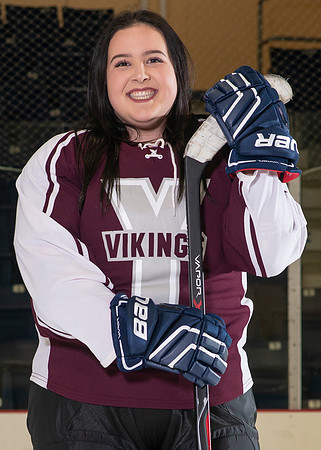 YCMHS Girls Hockey-8552