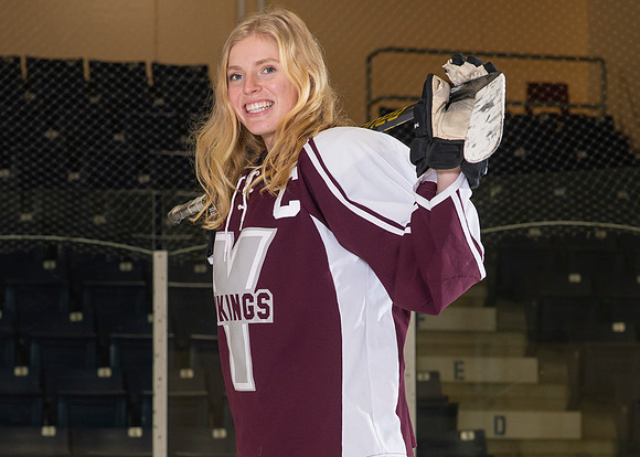 YCMHS Girls Hockey-8352