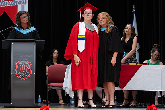 Grad25-186