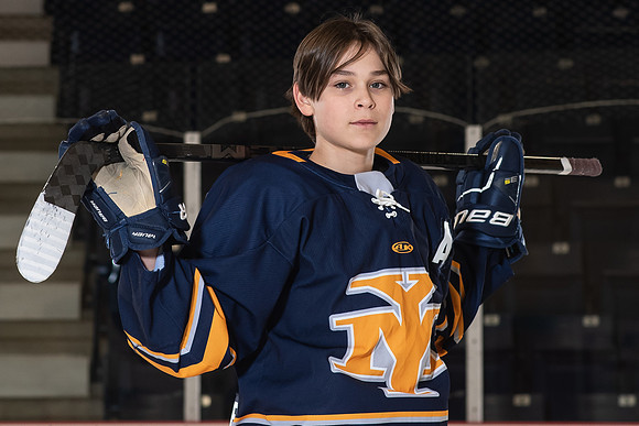 U15AA MARINERS-1022