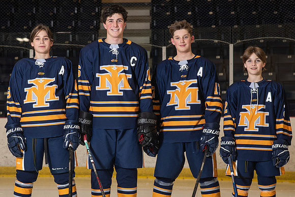 U15AA MARINERS-1197