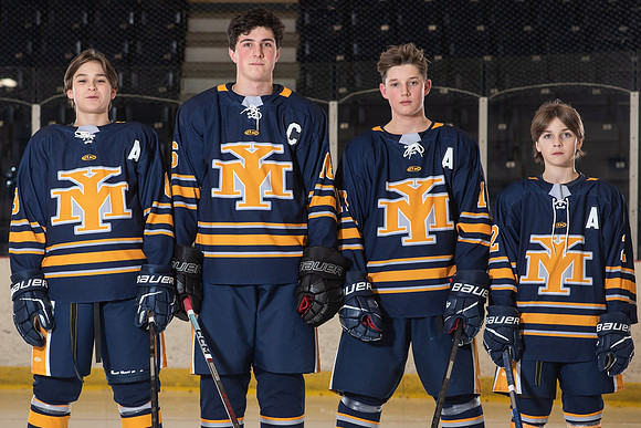 U15AA MARINERS-1195