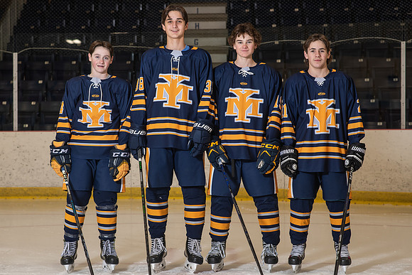 U15AA MARINERS-1206