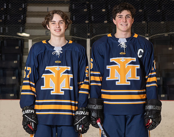 U15AA MARINERS-1211