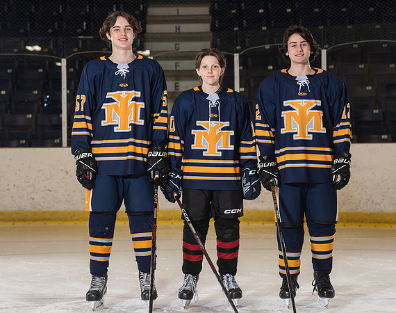 U15AA MARINERS-1212