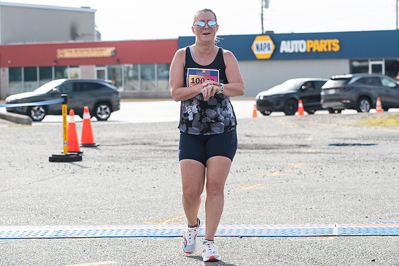 NS MARATHON-117