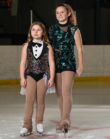 SKATING-27