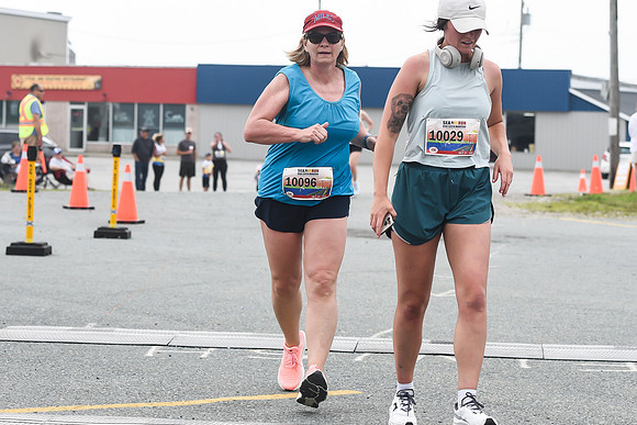 NS MARATHON 24-457