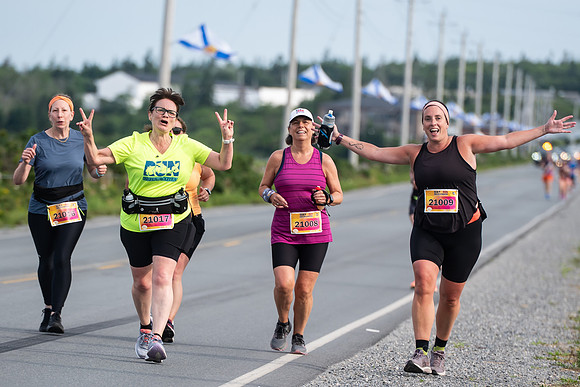 NS MARATHON-244