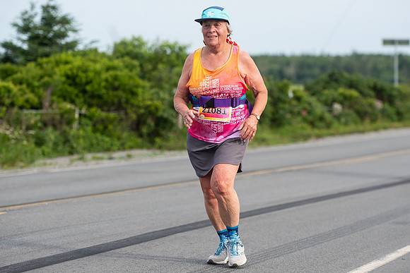 NS MARATHON-236