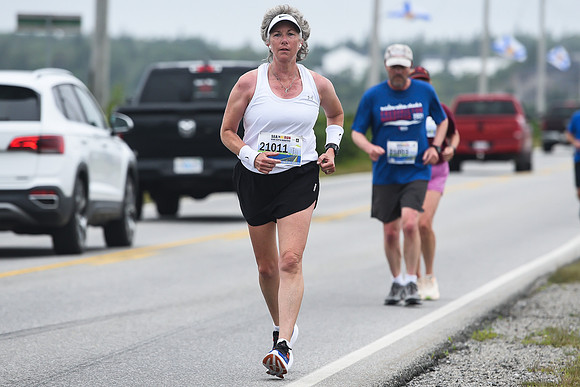 NS MARATHON 24-239