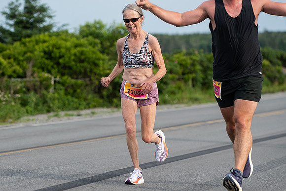 NS MARATHON-126