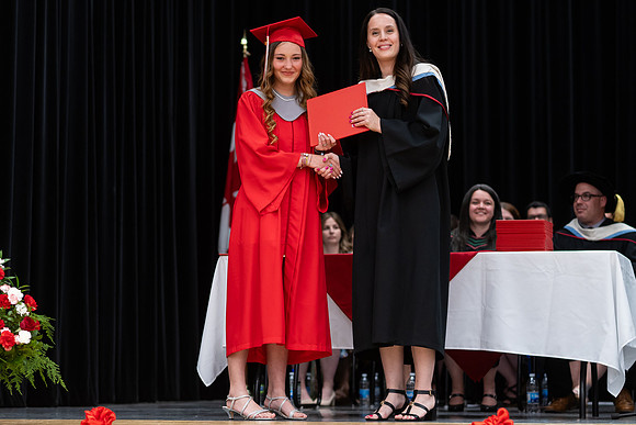 Grad25-136