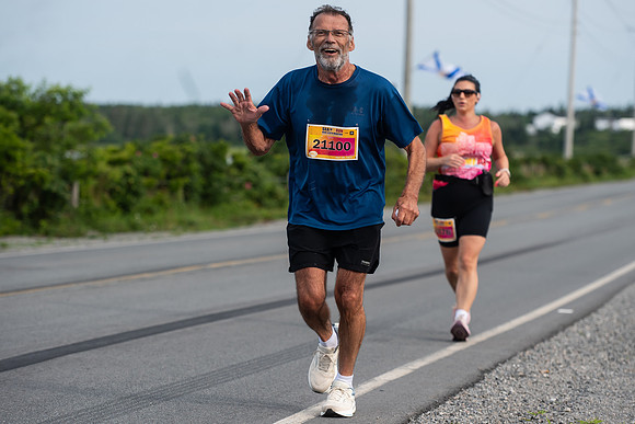 NS MARATHON-191