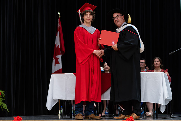 Grad25-223