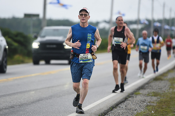 NS MARATHON 24-61