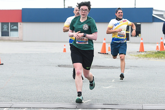NS MARATHON 24-372